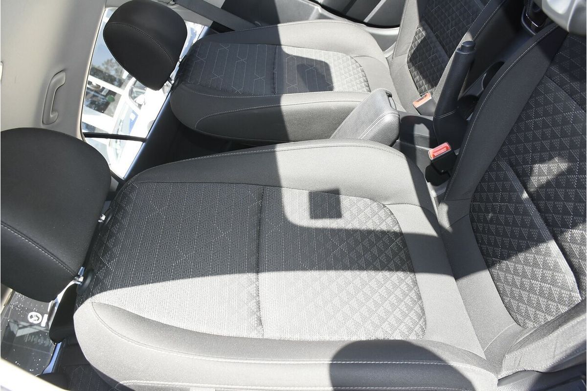 2022 Kia Rio S YB