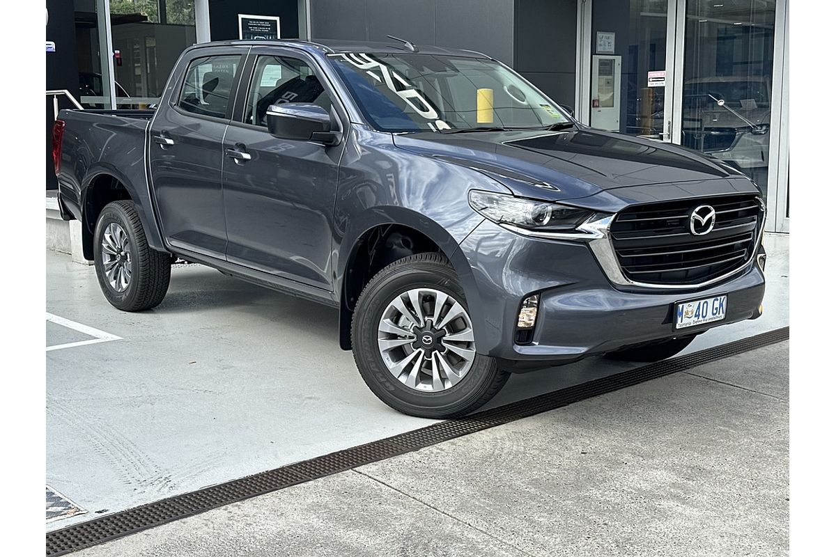 Mazda BT-50 F 6AUTO 3.0L DUAL CAB PICKUP XT 4X4