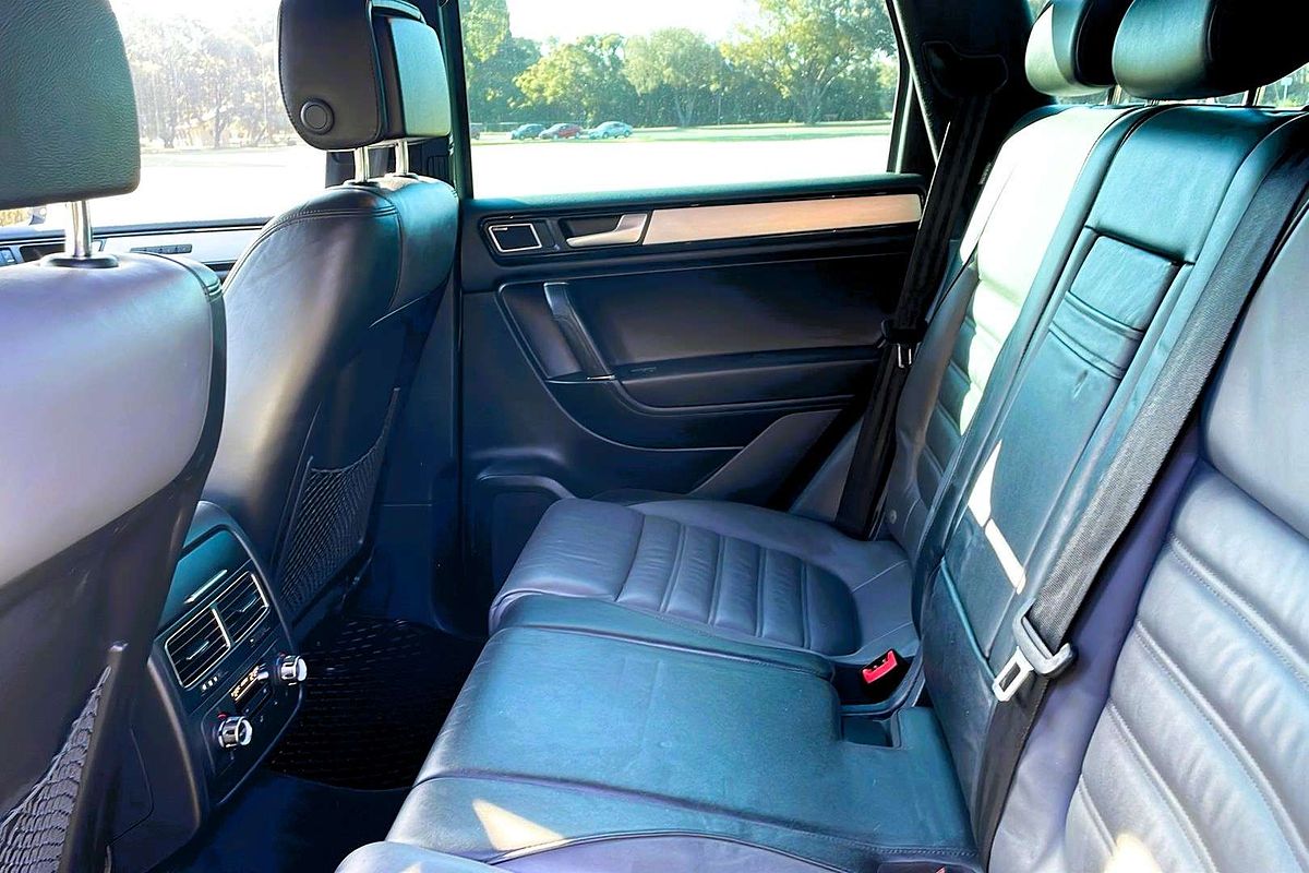 2013 Volkswagen Touareg V8 TDI R-Line 7P