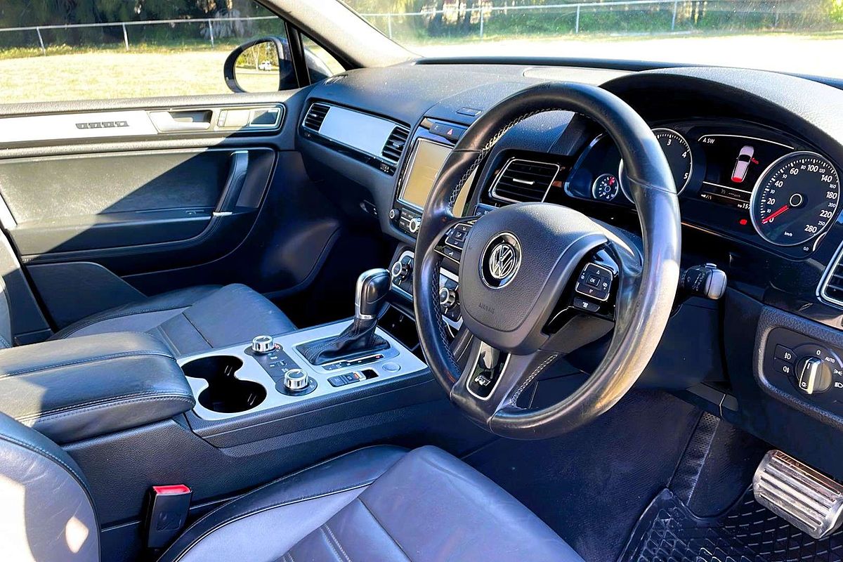 2013 Volkswagen Touareg V8 TDI R-Line 7P