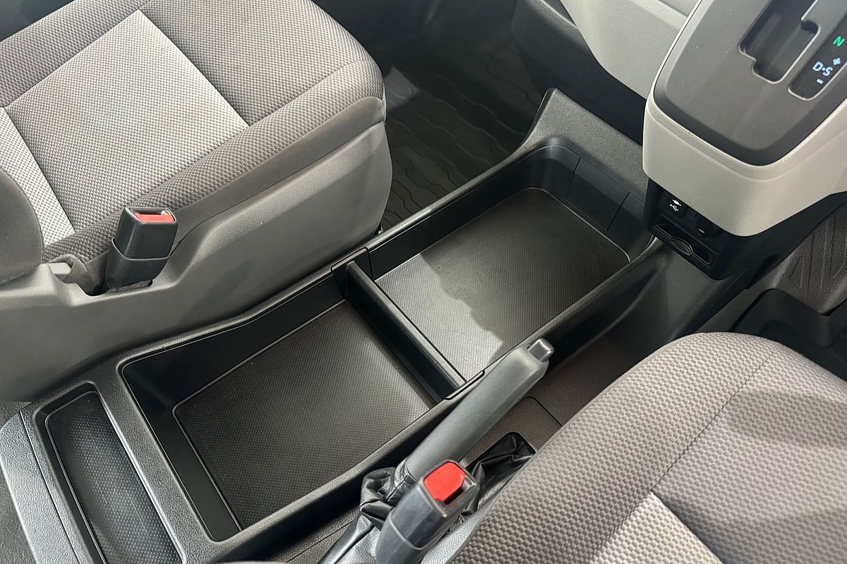 2019 Toyota Hiace Commuter GDH322R