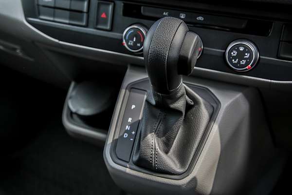 2024 Volkswagen Transporter TDI450 T6.1 LWB