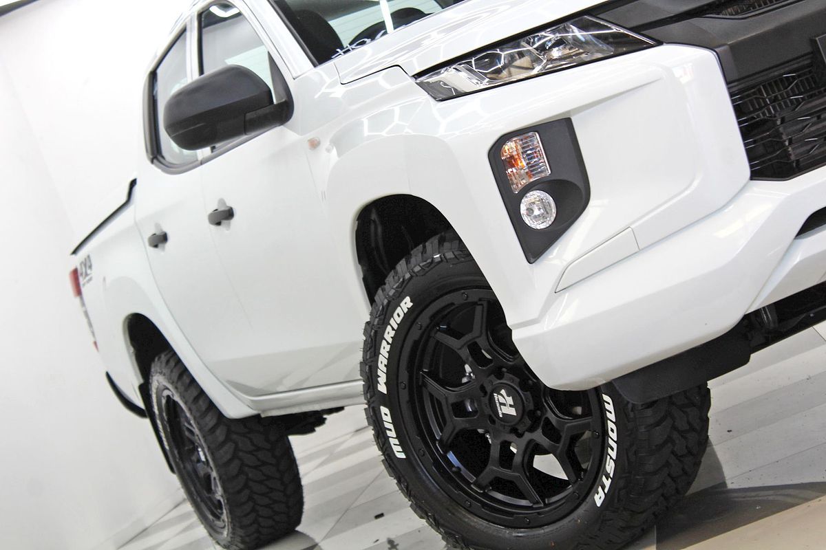 2019 Mitsubishi Triton GLX MR 4X4