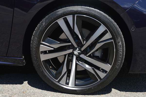 2021 Peugeot 508 GT R8