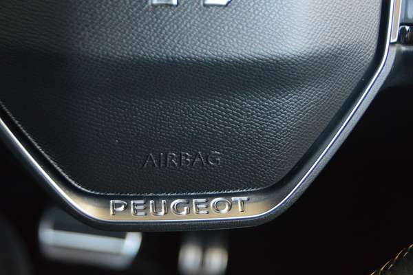 2021 Peugeot 508 GT R8