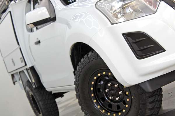 2017 Isuzu D-MAX SX High Ride Rear Wheel Drive