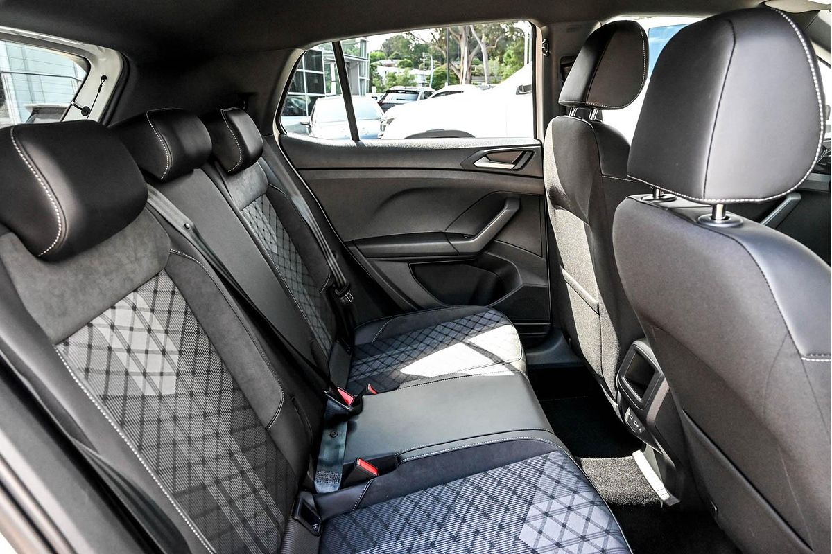 2024 Volkswagen T-Cross 85TSI R-Line D31