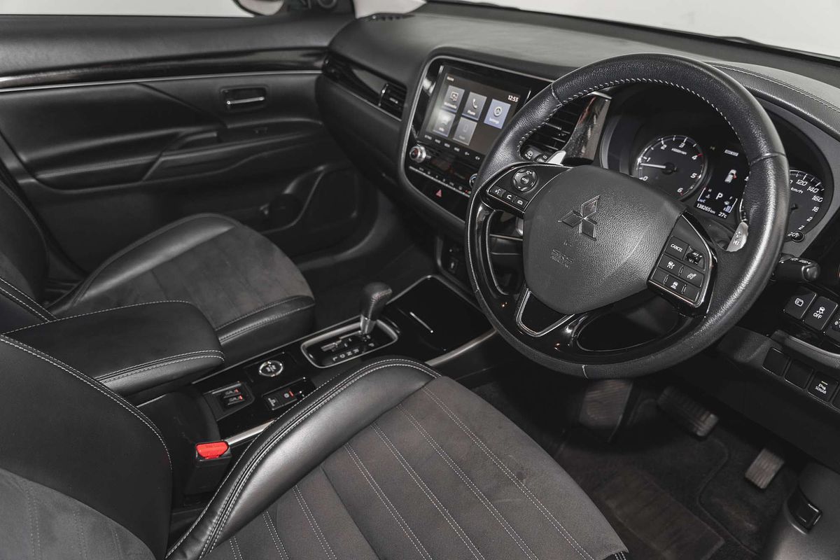 2021 Mitsubishi Outlander LS ZL