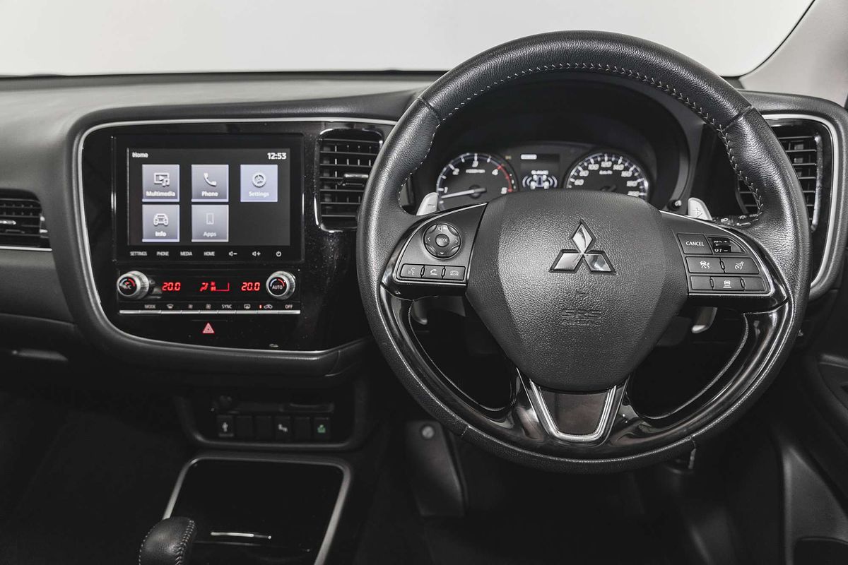 2021 Mitsubishi Outlander LS ZL