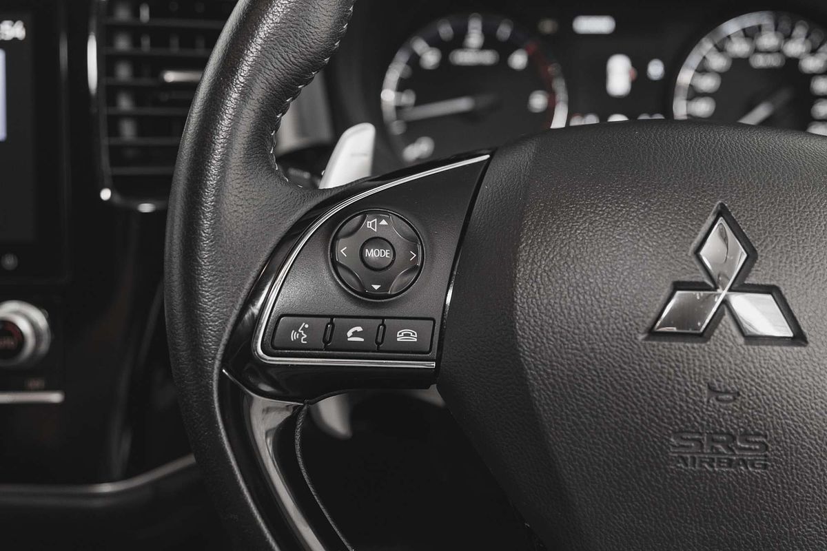 2021 Mitsubishi Outlander LS ZL