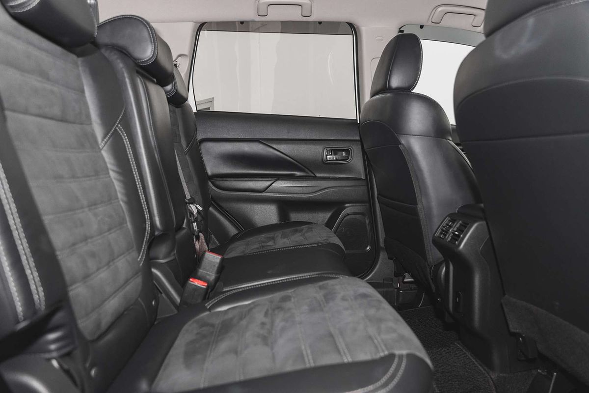 2021 Mitsubishi Outlander LS ZL