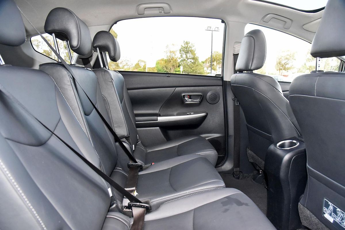 2020 Toyota Prius V i-Tech ZVW40R