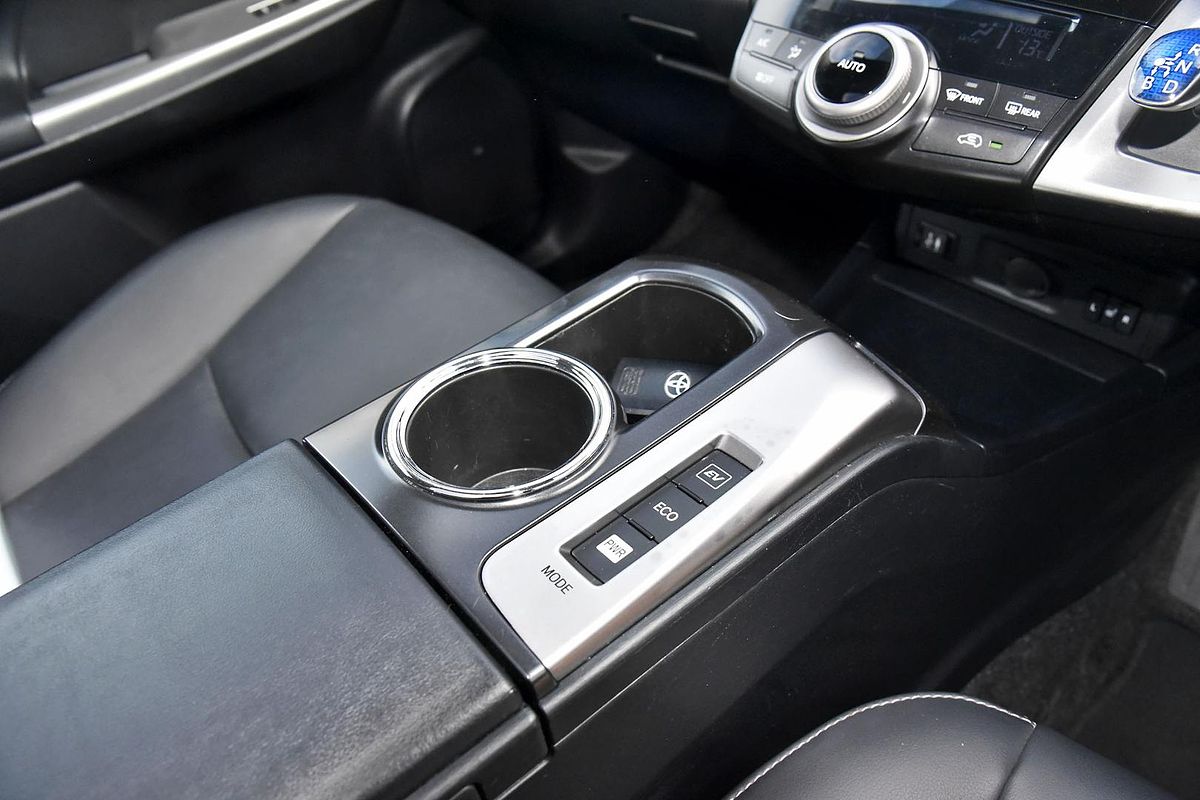 2020 Toyota Prius V i-Tech ZVW40R
