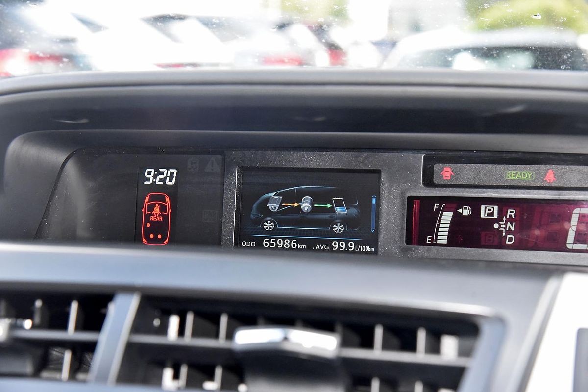 2020 Toyota Prius V i-Tech ZVW40R