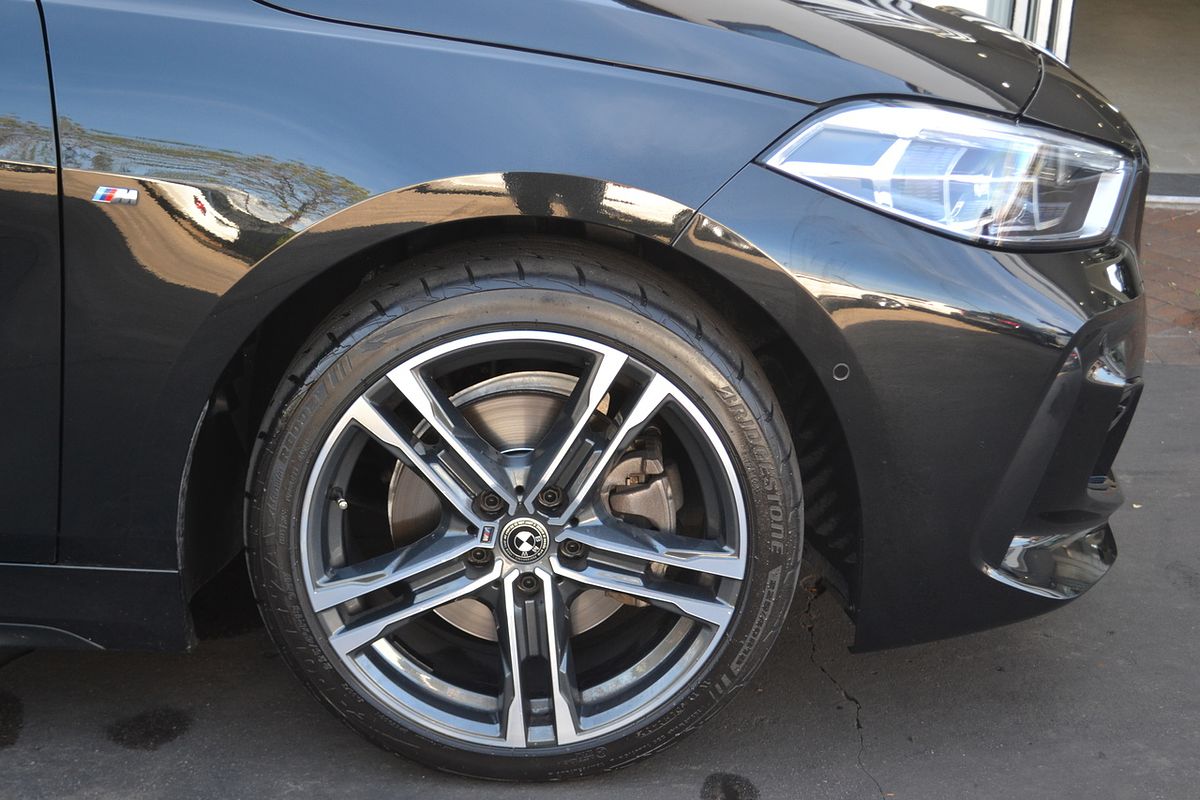 2019 BMW 1 Series 118i M Sport F40