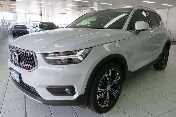 2021 Volvo XC40 T4 Inscription