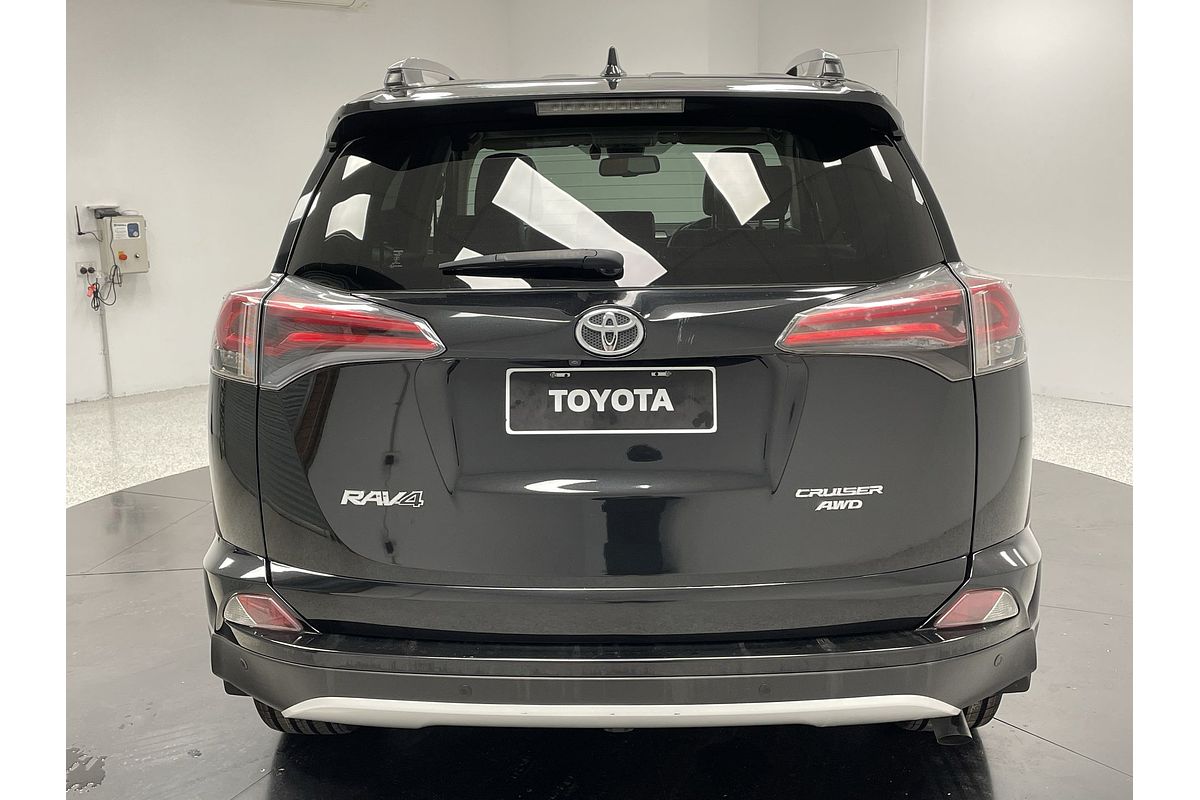 2017 Toyota RAV4 Cruiser ASA44R