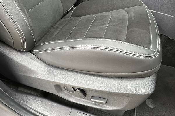2024 Volkswagen Amarok TDI600 Style NF 4X4