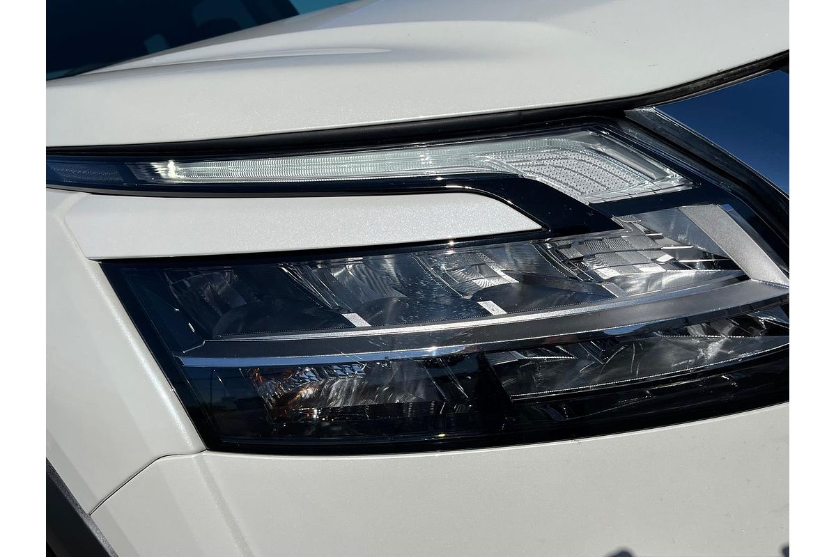2023 Nissan Pathfinder Ti-L R53