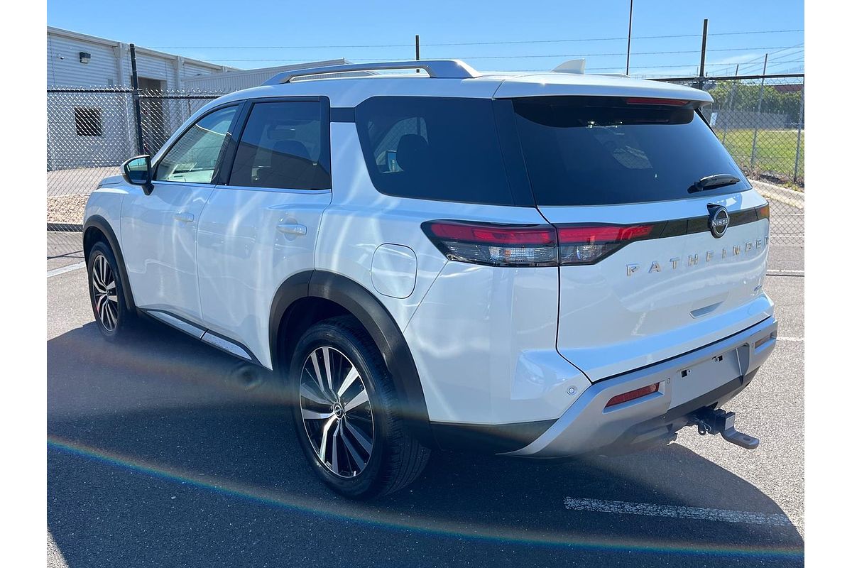 2023 Nissan Pathfinder Ti-L R53