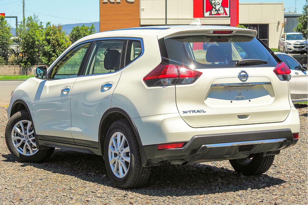 2022 Nissan X-TRAIL ST T32