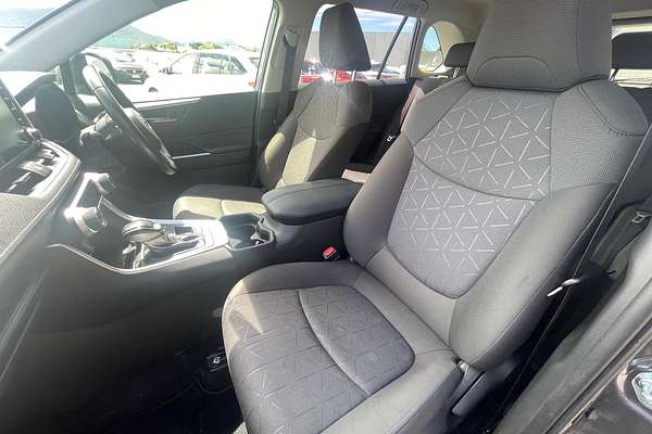 2020 Toyota RAV4 GXL AXAH52R