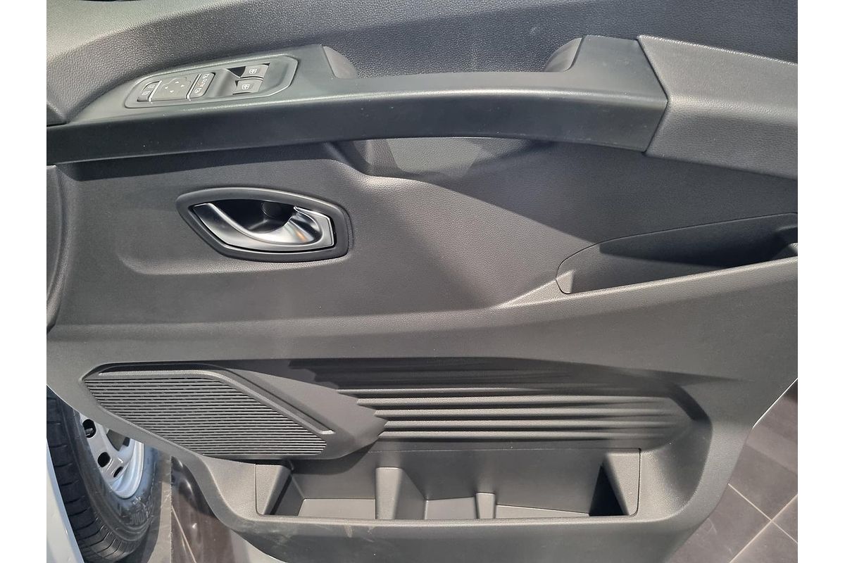 2024 Renault Trafic Premium X82 LWB