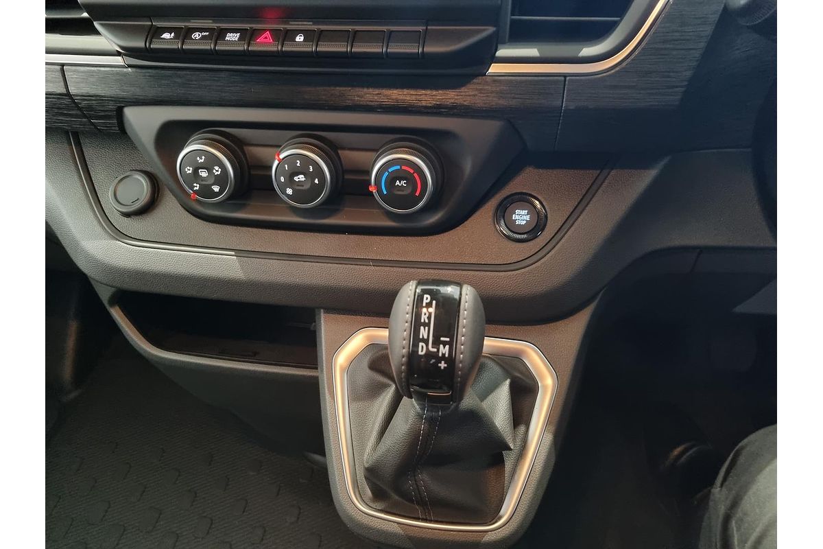 2024 Renault Trafic Premium X82 LWB
