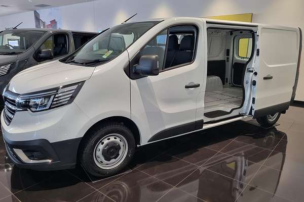 2024 Renault Trafic Premium X82