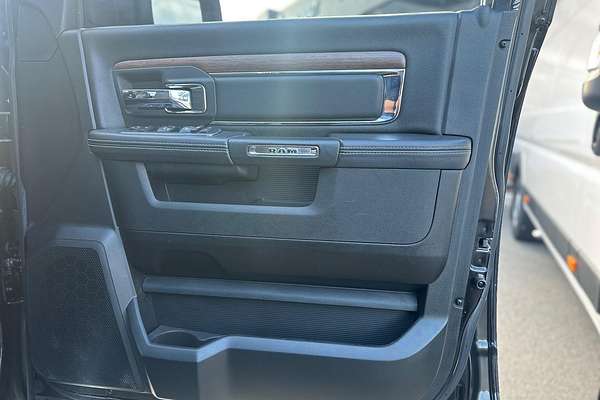 2020 RAM 1500 Laramie RamBox DS 4X4 SWB