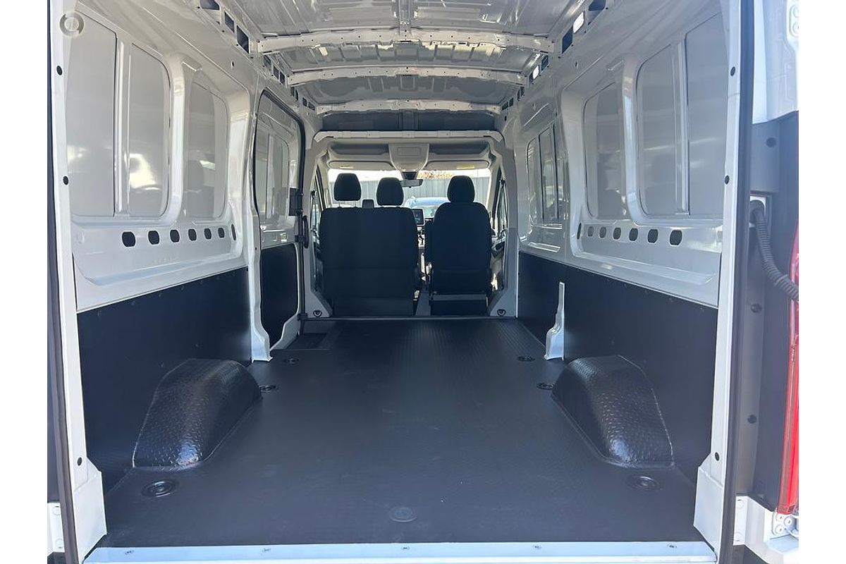 2024 LDV Deliver 9 LWB