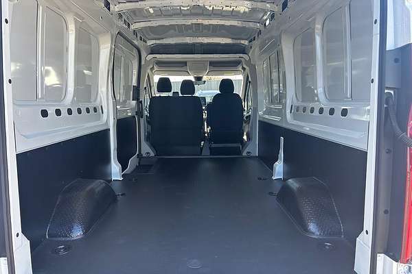 2024 LDV Deliver 9 LWB