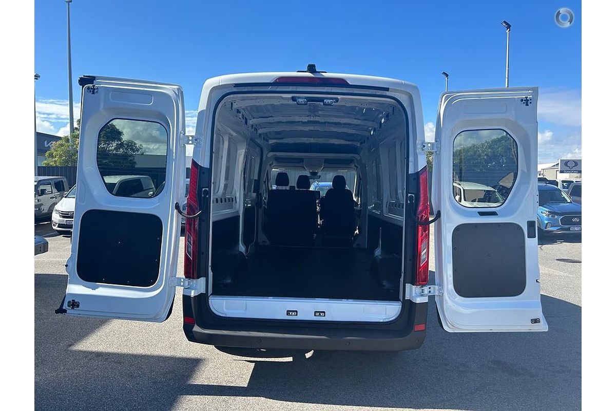2024 LDV Deliver 9 LWB