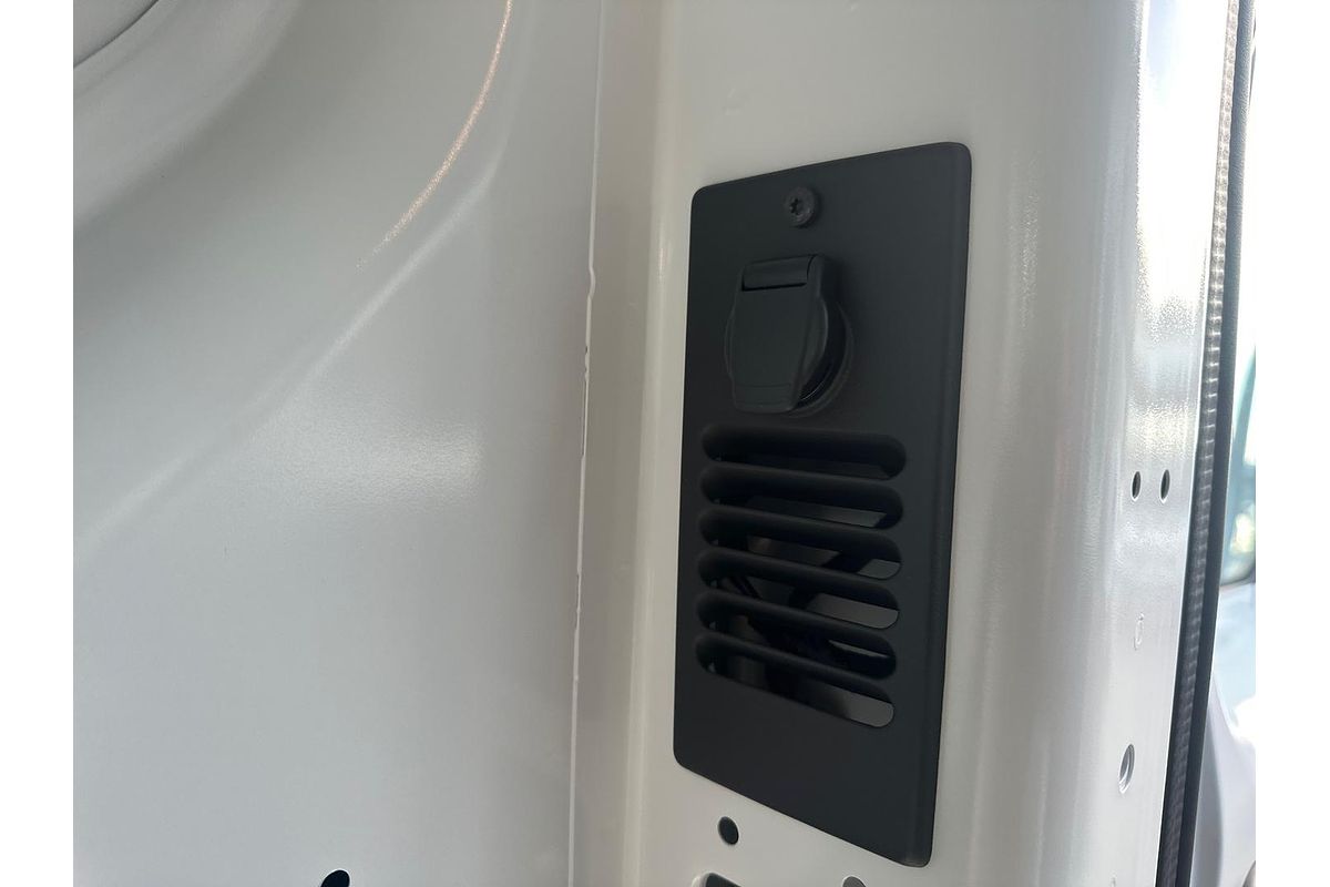 2024 Renault Trafic Premium X82 LWB