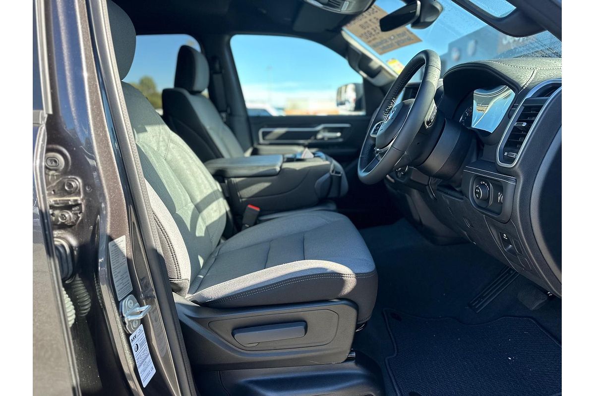 2023 RAM 1500 Big Horn DT 4X4 LWB
