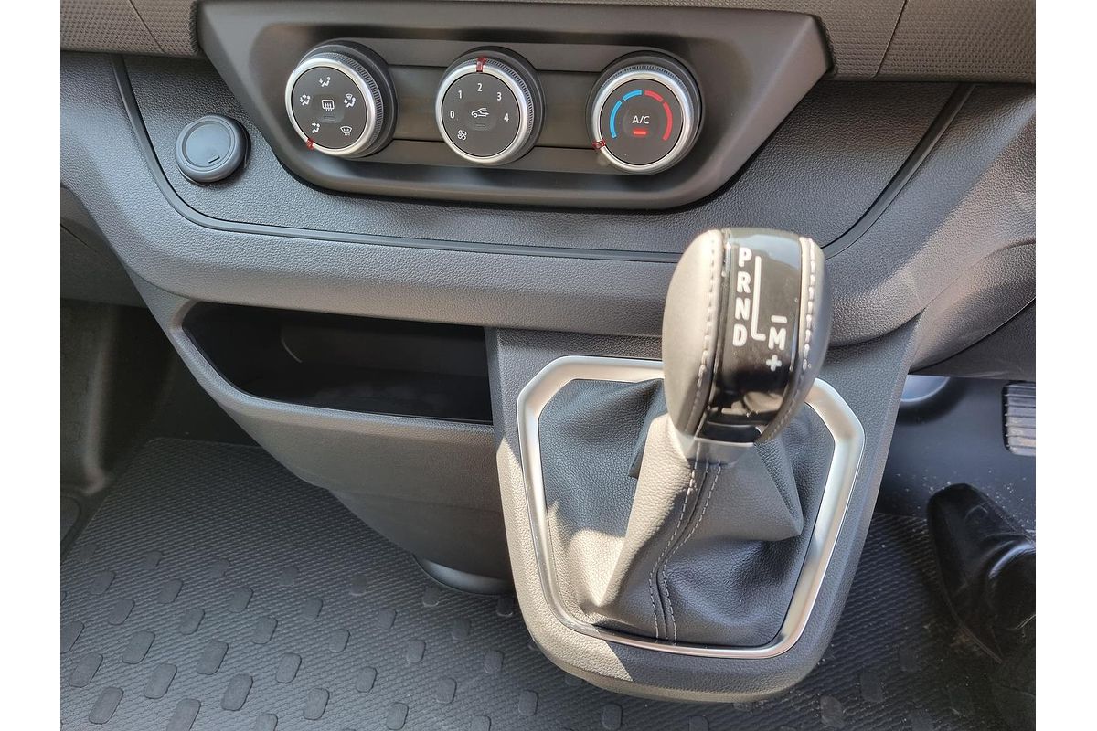 2024 Renault Trafic Pro X82 LWB