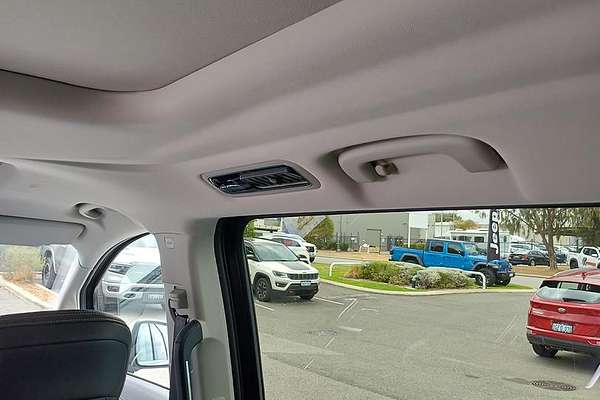 2024 LDV MIFA Executive