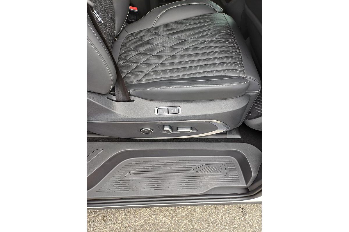 2024 LDV MIFA Executive