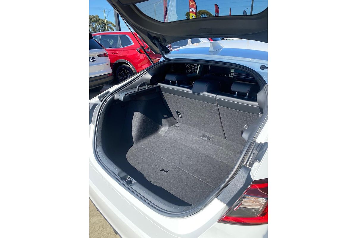 2022 Honda Civic VTi LX 11th Gen
