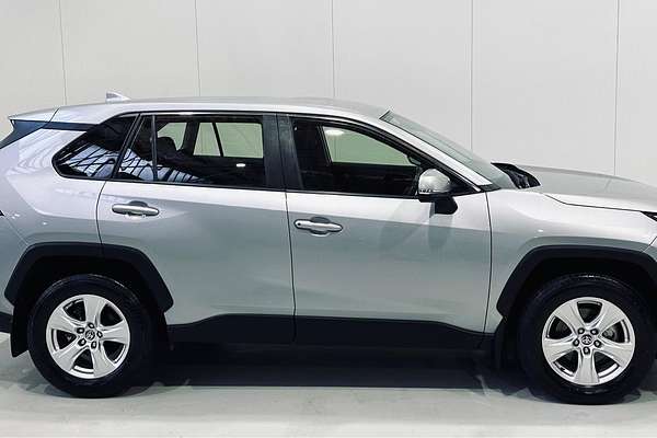 2021 Toyota RAV4 GX MXAA52R