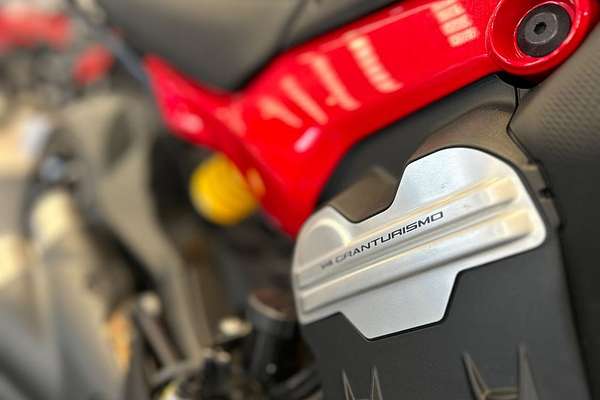 2024 Ducati DIAVEL V4