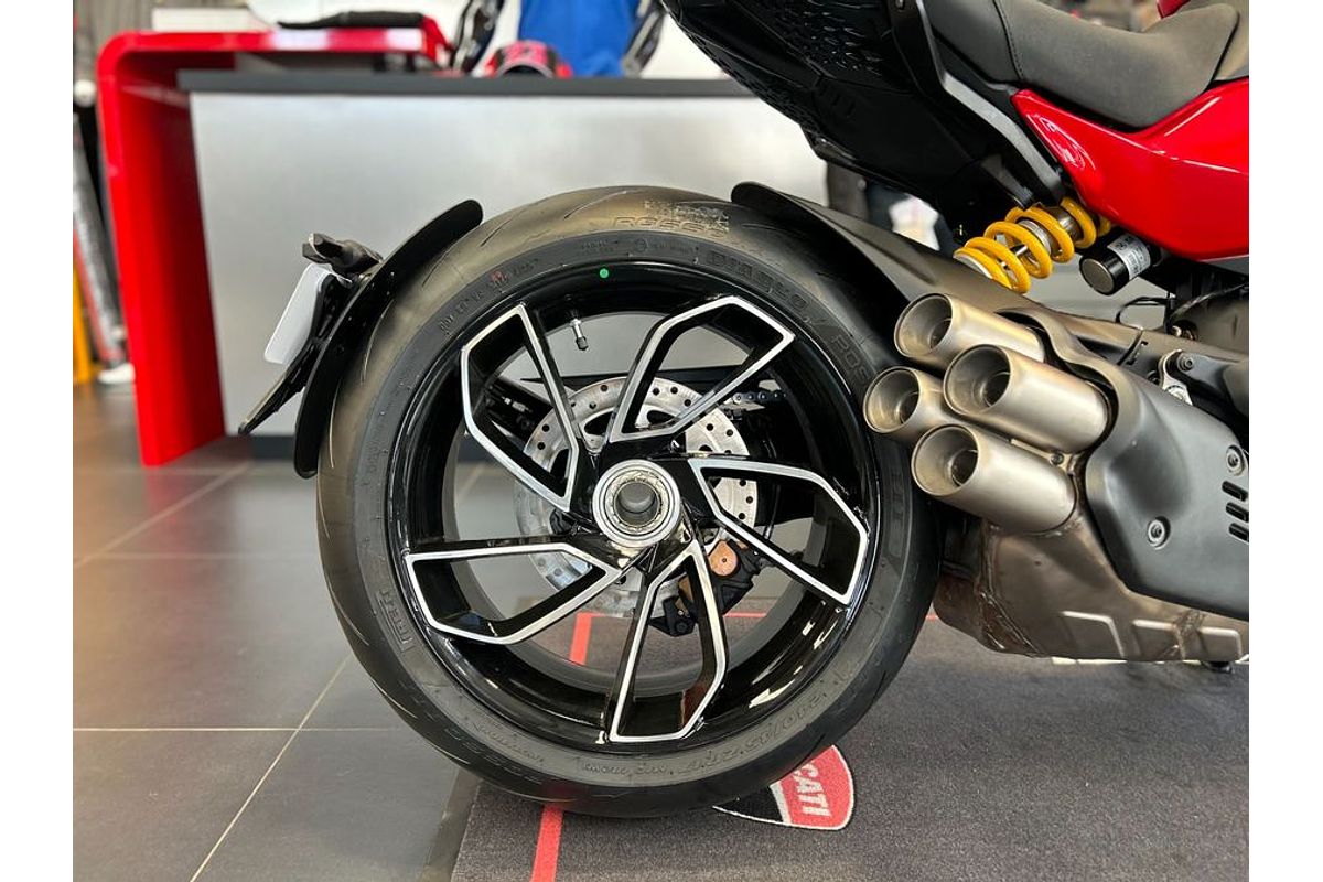 2024 Ducati DIAVEL V4