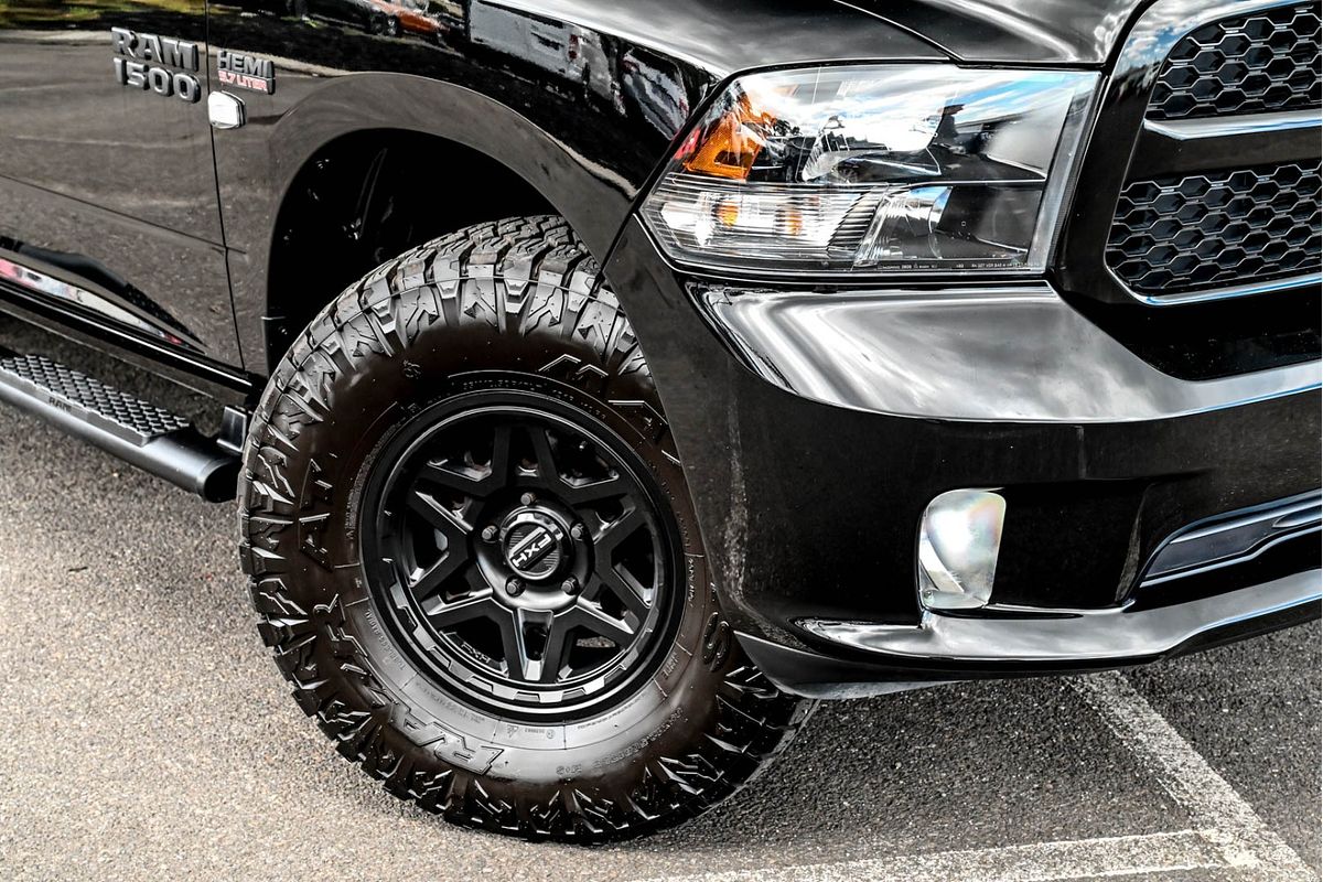 2023 RAM 1500 Express DS 4X4