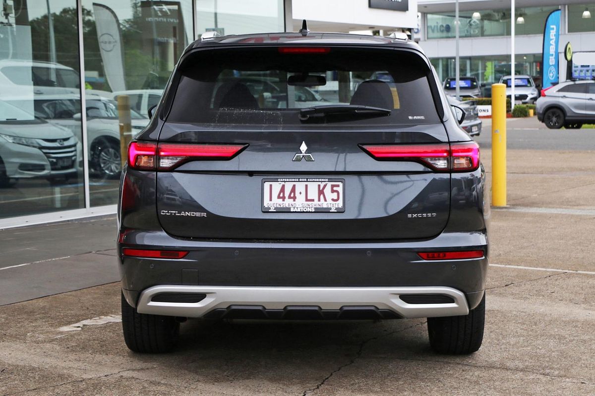2024 Mitsubishi Outlander Exceed Tourer ZM