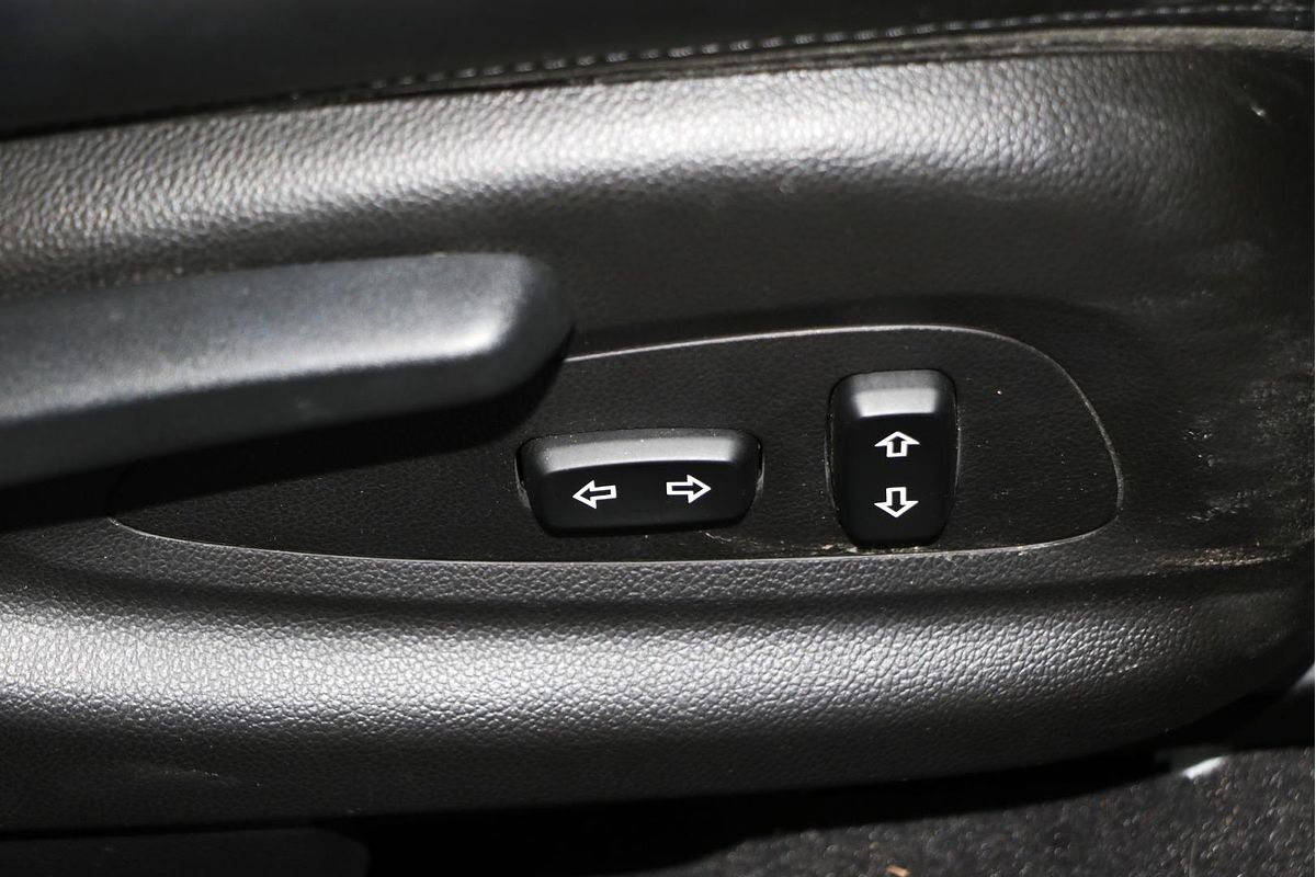 2016 Holden Commodore SS Black VF Series II