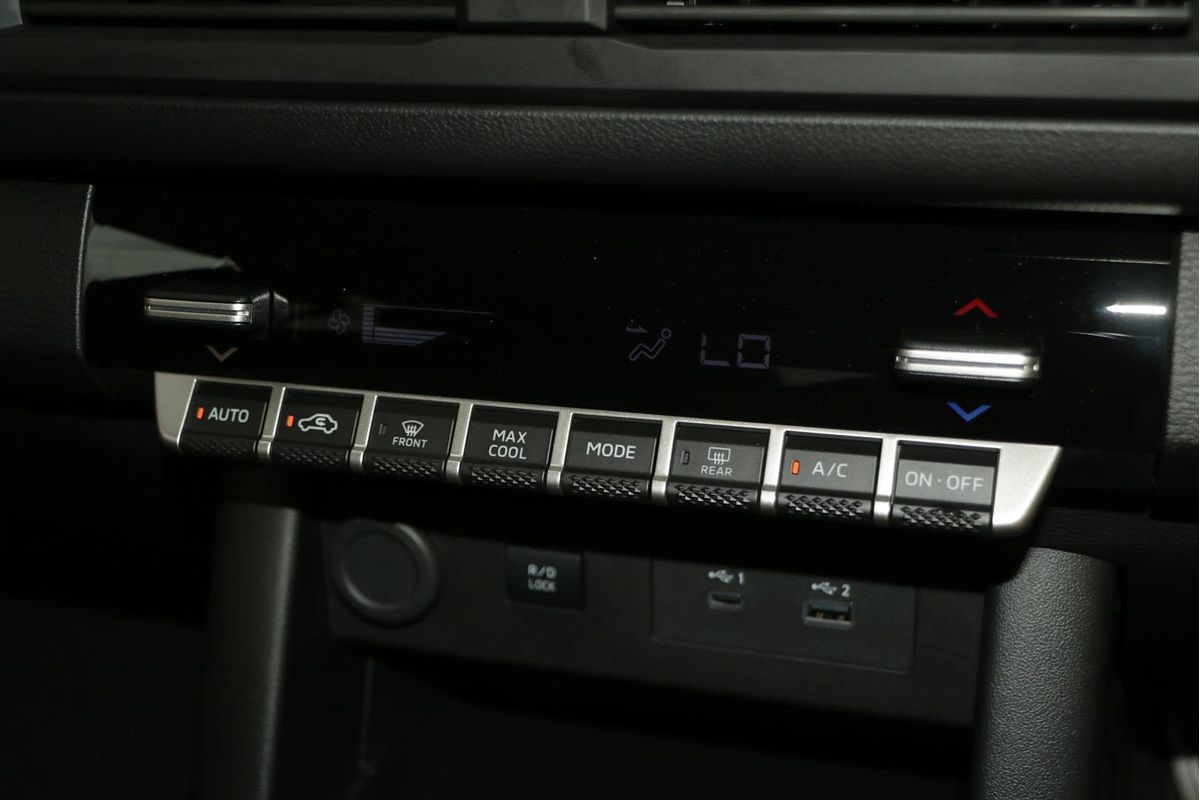 2024 Mitsubishi Triton GLX-R MV 4X4