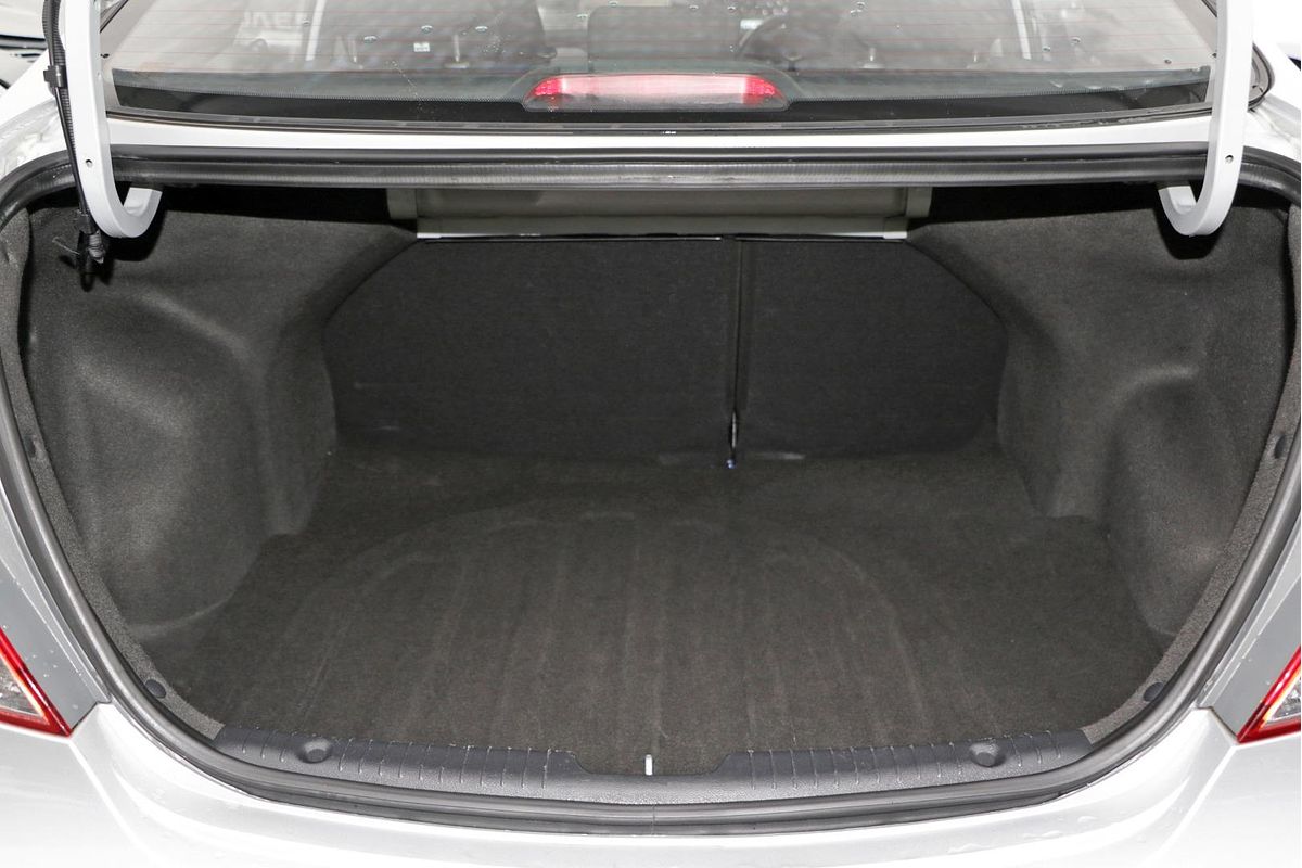 2012 Hyundai Accent Active RB