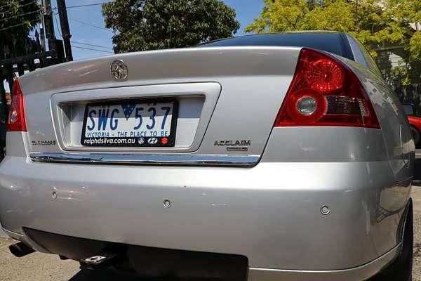 2004 Holden Commodore Acclaim VY II
