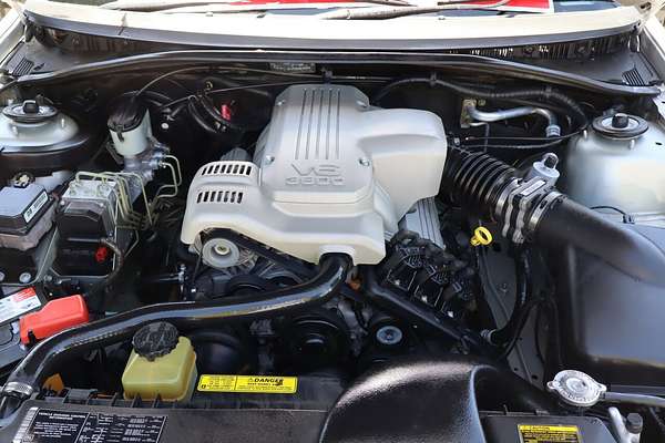 2004 Holden Commodore Acclaim VY II