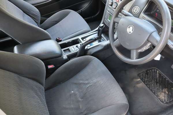 2004 Holden Commodore Acclaim VY II